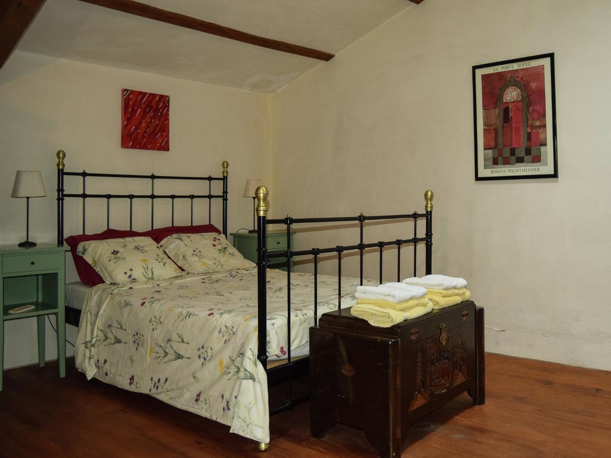 Snug Cottage In Saint Eutrope De Born With Pool Екстериор снимка